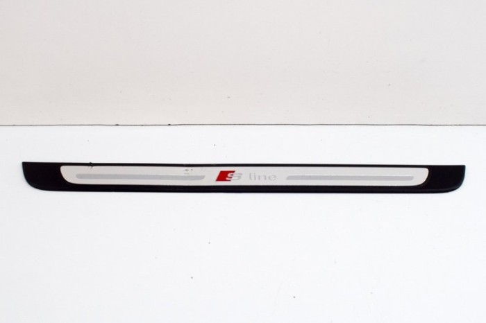 Ornament prag dreapta față AUDI A1 Sportback GBA 2020 OEM: 8V4853491N | 20279847