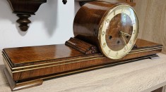 Ceas de semineu cu pendul Zentra-Westminster