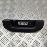 M&acirc;ner plafon st&acirc;nga spate MERCEDES-BENZ A V177, Z177 2021 OEM: A0998150000 24559555