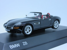 Macheta BMW Z8 dealer edition 1:43 foto