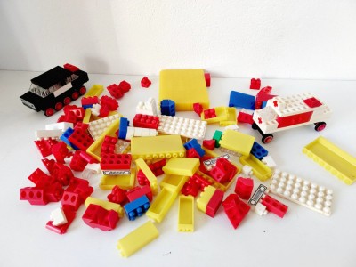 Joc vechi de constructie, marca Polly, West Germany anii 70 (tip lego) foto