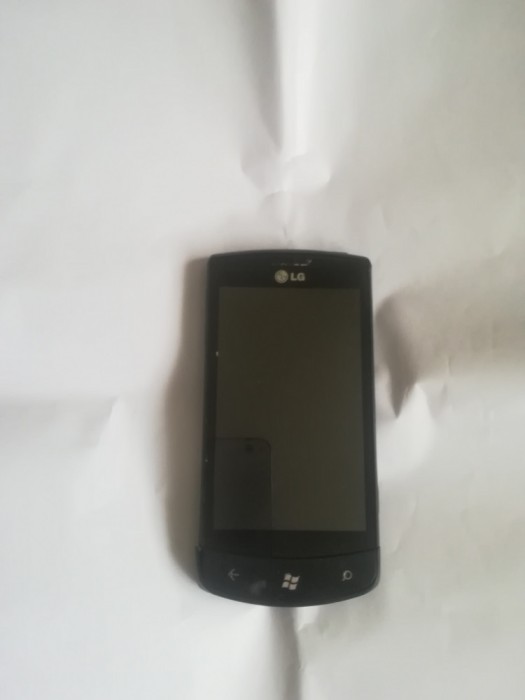 TELEFON LG E 900 PRET NEGOCIABIL CITITI DESCRIEREA