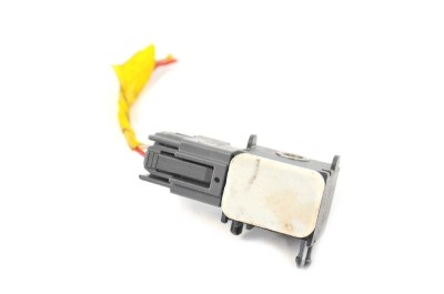 Senzor de impact lateral st&amp;acirc;nga HYUNDAI SANTA F&amp;Eacute; II CM 2008 OEM: 95920-2B000 3478298 foto