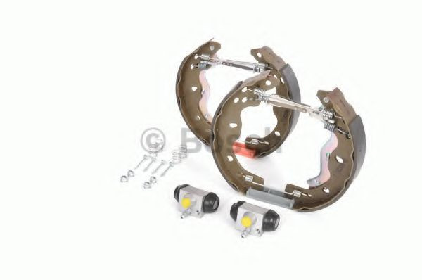 Set saboti frana SUZUKI SX4 (EY, GY) (2006 - 2016) BOSCH 0 204 114 678