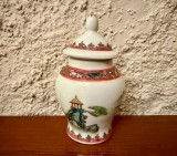 BOL CU CAPAC DIN PORTELAN CHINEZESC- PICTAT MANUAL H12CM