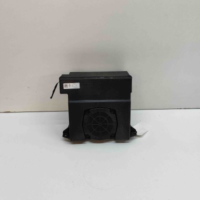 Subwoofer PORSCHE Taycan 2022 OEM: 9J1035915A foto