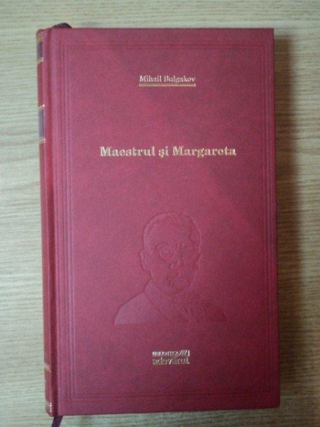 MAESTRUL SI MARGARETA de MIHAIL BULGAKOV , EDITIA ADEVARUL *PREZINTA MICI PETE PE BLOCUL DE FILE