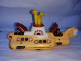 Bnk jc Corgi 803 Yellow Submarine