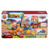 Set 2 masinute si garaj, Disney Pixar Cars, Race &amp; Rescue Command Center, JMT59