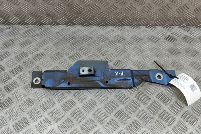 Suport aripa st&acirc;nga față VOLVO V90 II 2019 OEM: 31416626 21832999