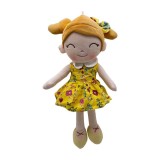 Papusa balerina rochita galbena din plus 40 cm canta Melodie in Romana