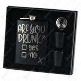 Set cadou &bdquo;Are you drunk?&rdquo; Plosca cu palnie si 2 pahare