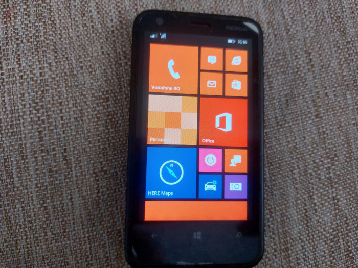 Smartphone Rar Nokia Lumia 620 black Windows 8.1 Liber retea Livrare gratuita!