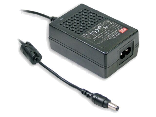 Alimentator desktop 15V 2,4A 36W