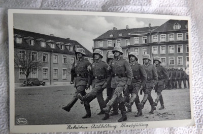 Fotografie,trupe Germane in pas de defilare. foto