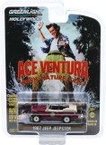 Macheta Jeep Jeepster, Ace Ventura -When the nature calls &ndash; Greenlight 44880F, scara 1:64