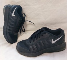 Pantofi NIKE pentru copii, original,marime 29.5 eu(18 cm)