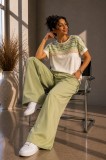 Bluza dama alba din bumbac cu broderie verde
