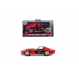 Masina Harley Quinn 1969 Corvette Stingray, metalica, scara 1:32, Simba