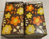 1977, Lot 2 cutii mari romanesti de tablă ptr bucătărie ceai, cafea biscuiti 17 cm, L=9,5, l=9,5, comunism, f rara, model fler power retro vintage
