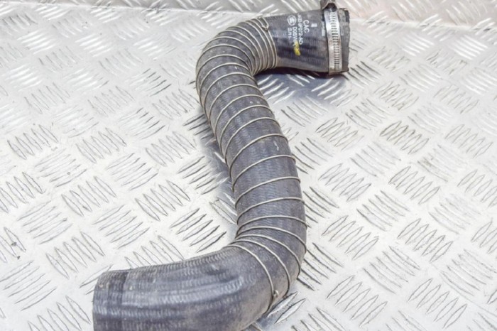 Furtun intercooler st&acirc;nga LAND ROVER DISCOVERY IV L319 2013 OEM: AH22-9F072-AD | 11533756