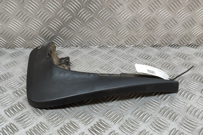 Aparatoare noroi dreapta spate INFINITI FX 2005 OEM: 999J2-EP000,999J2-EP00004,999J2EP000 28991016