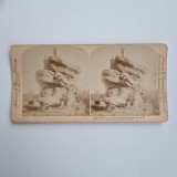 Fotografie de colectie stereoscopica, Balancing Rock, Garden of the Gods, Arizona, Statele Unite, SUA, ca. 1895-1899