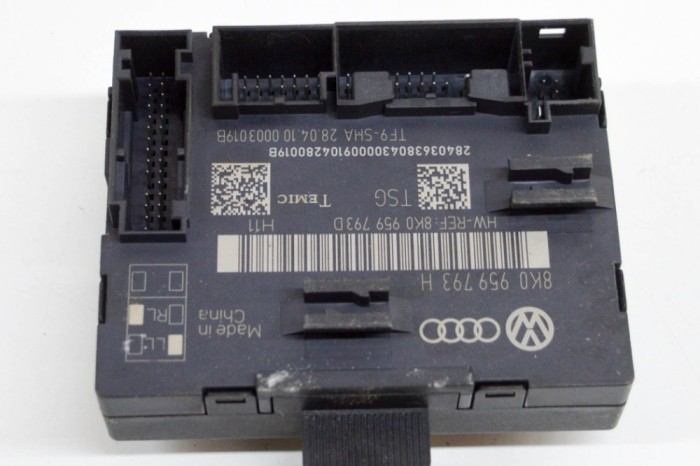 Modul de control ușă st&acirc;nga față AUDI A4 Avant 8K5, B8 2010 OEM: 8K0959793H 21466984