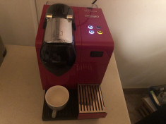 Aparat espressor de cafea,Delonghi-Nespresso cu capsule foto