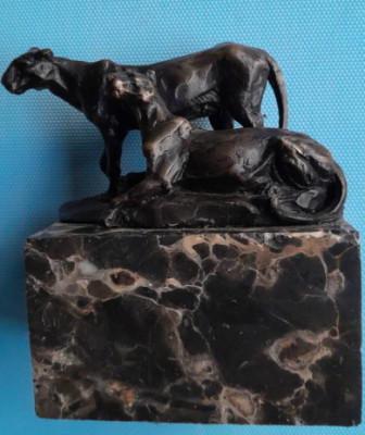 Sculptura semnata Fratin bronz masiv cuplu feline, soclu marmura h 16 cm L 12 foto