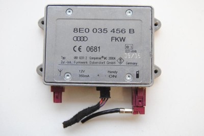 Amplificator de antena AUDI A6 4F2, C6 2005 OEM: 8E0035465B 1797735 foto