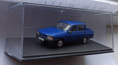 Macheta Dacia 1309 1992 albastru - IXO/DeAgostini 1/43 cu plexy foto