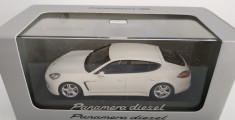 Macheta Porsche Panamera Diesel - Minichamps 1/43 foto