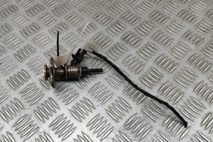 Injector AdBlue VW PASSAT Variant B8 3G5 2021 OEM: 7LA131113A,0444021072 29500121