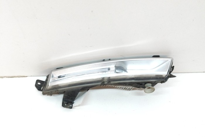 Proiector ceață dreapta față LAND ROVER DISCOVERY V L462 2017 OEM: HK83-15200-AD | 22813319