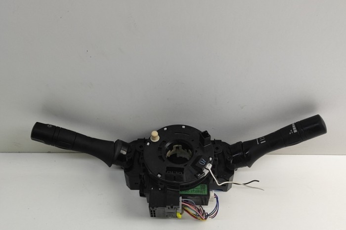 Maneta semnalizare ștergătoare NISSAN NP300 NAVARA Pick-up D23 2017 OEM: 25560-4KJ1A,47945-3TS0B 30333412