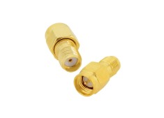 Adaptor conector RF Mamă-Tată tip 4 &ndash; conexiune sigură pentru cabluri coaxiale