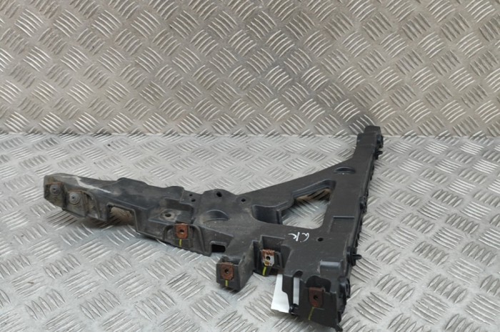 Suport bara de protecție st&acirc;nga spate LAND ROVER RANGE ROVER VELAR L560 2018 OEM: J8A2-17B931-AF 30032644