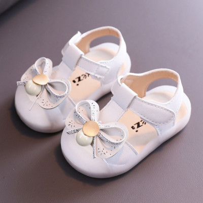 Sandalute albe pentru fetite - Nice (Marime Disponibila: Marimea 25) foto