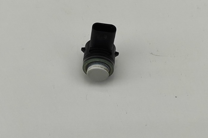 Senzor de parcare față VW PASSAT Variant B8 3G5 2017 OEM: 5Q0919275B | 30752318