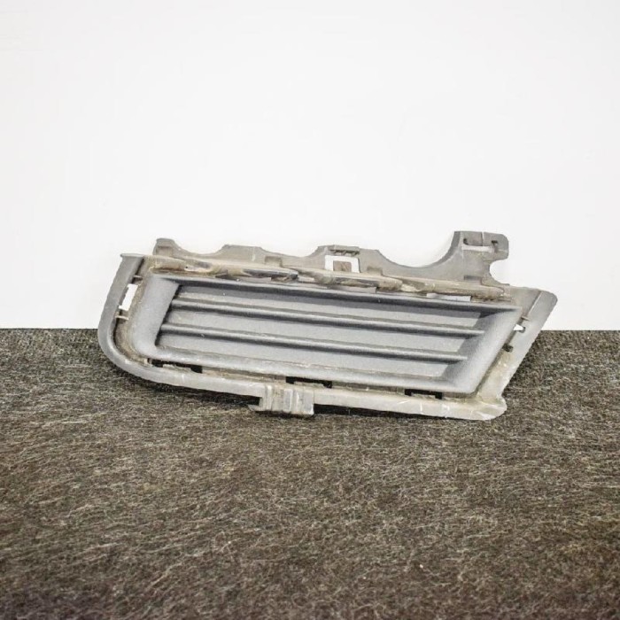 Grila st&acirc;nga față VW GOLF VII 5G1, BQ1, BE1, BE2 2013 OEM: 5G0853211D 3398867