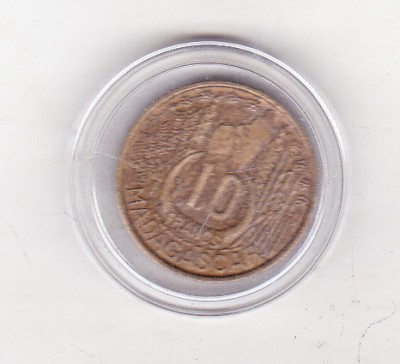 bnk mnd Madagascar 10 franci 1953 foto