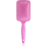 Lee Stafford Core Pink perie pentru un par stralucitor si catifelat Smooth &amp; Polish Paddle Brush 1 buc