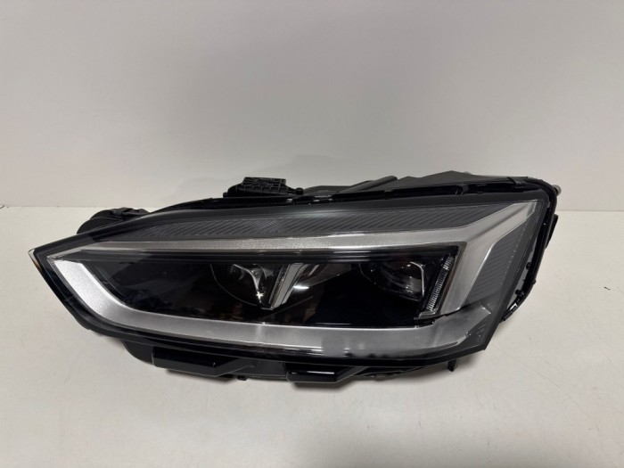 Audi A5 Headlight/headlamp 8W6941034D