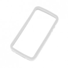 Bumper iphone 4 alb silicon foto