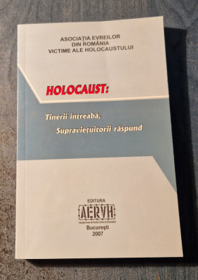 Holocaust tinerii intreaba supravietuitorii raspund foto