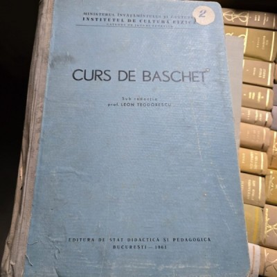 CURS DE BASCHET - LEON TEODORESCU foto