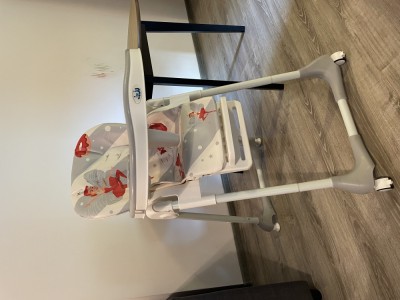Scaun de masa bebe foto