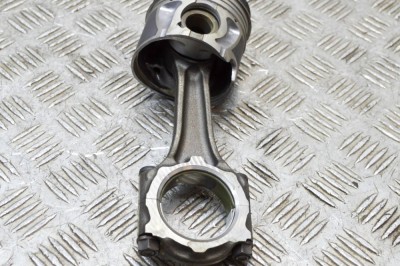 Piston OPEL ASTRA J 2016 OEM: 97376220,55581966 18323979 foto