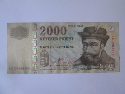 Ungaria 2000 Forint 2010,bancnota din imagini foto